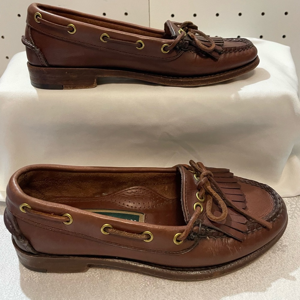 Coke-Haan Brown Leather Tassel Kiltie Loafer Women